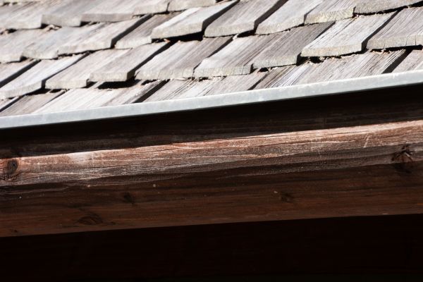 Wood Gutter Service in Missouri City