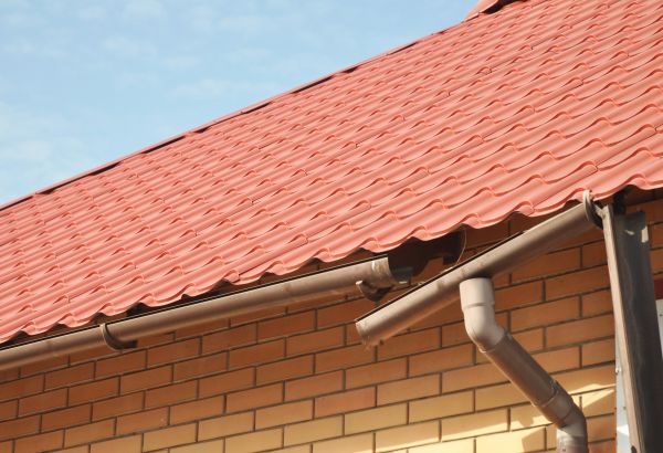 Loose Gutter Repair in Missouri City