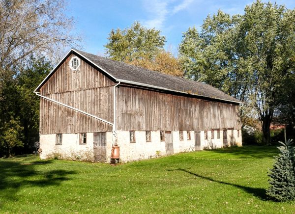 Barn Gutter Repair in Missouri City