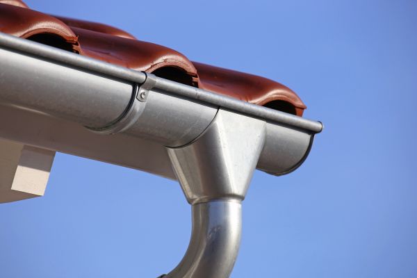 Steel Gutter Installation in Missouri City